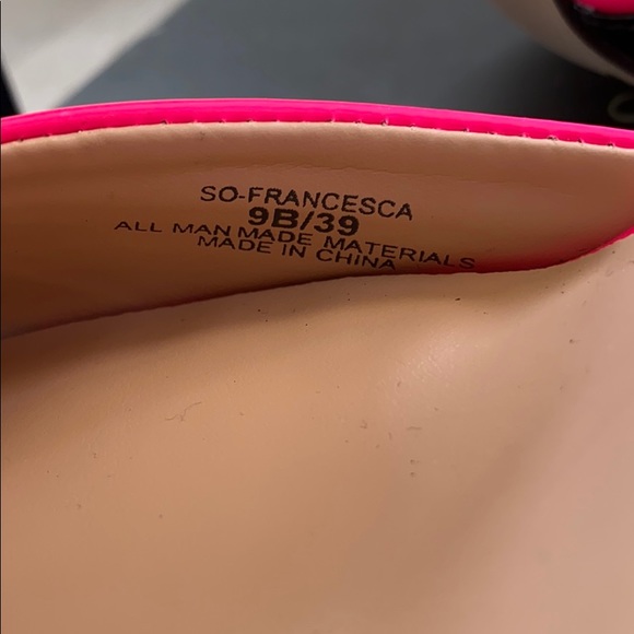 Sole Society black heels with hot pink detail - Picture 7 of 7